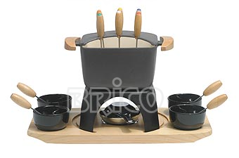 Square Cast Iron Fondue Pot With Wooden Side Handle